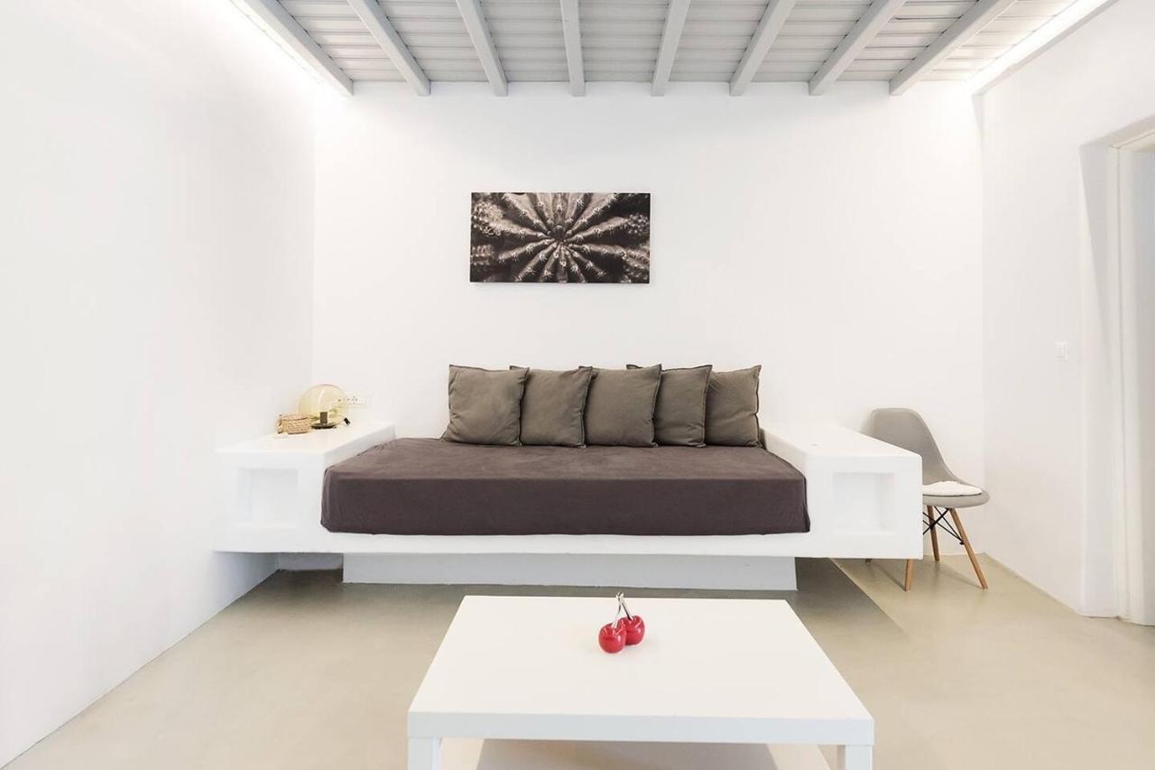 Brand New Mykonos Town Suites Екстер'єр фото
