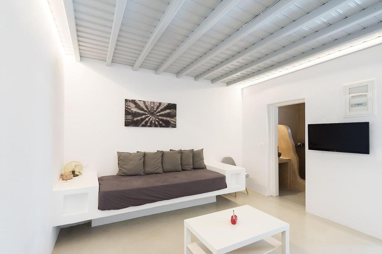 Brand New Mykonos Town Suites Екстер'єр фото