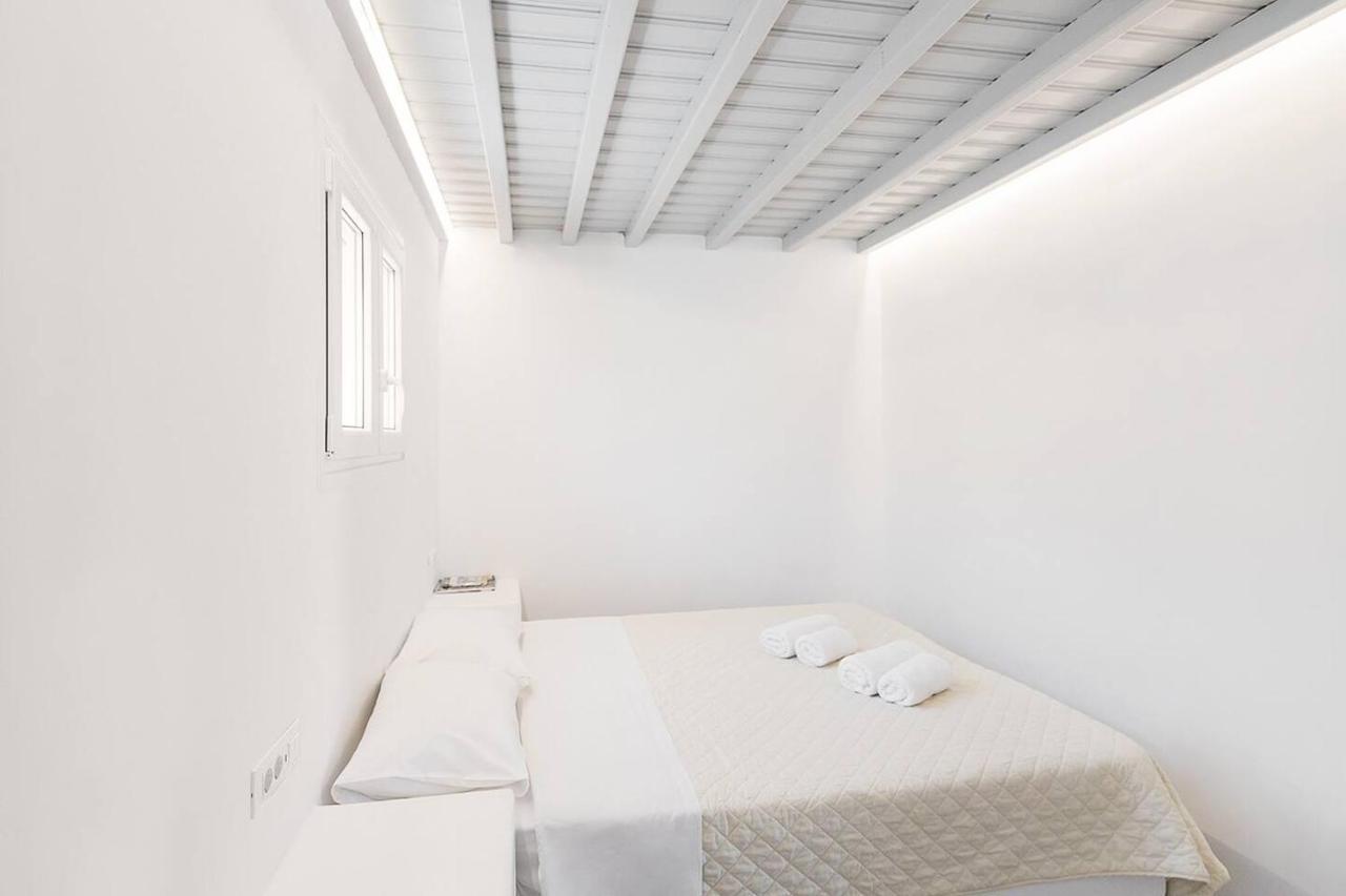 Brand New Mykonos Town Suites Екстер'єр фото