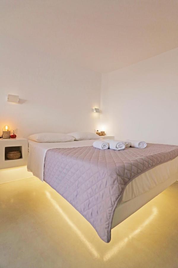 Brand New Mykonos Town Suites Екстер'єр фото
